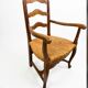 Fauteuil en chêne style Louis XV