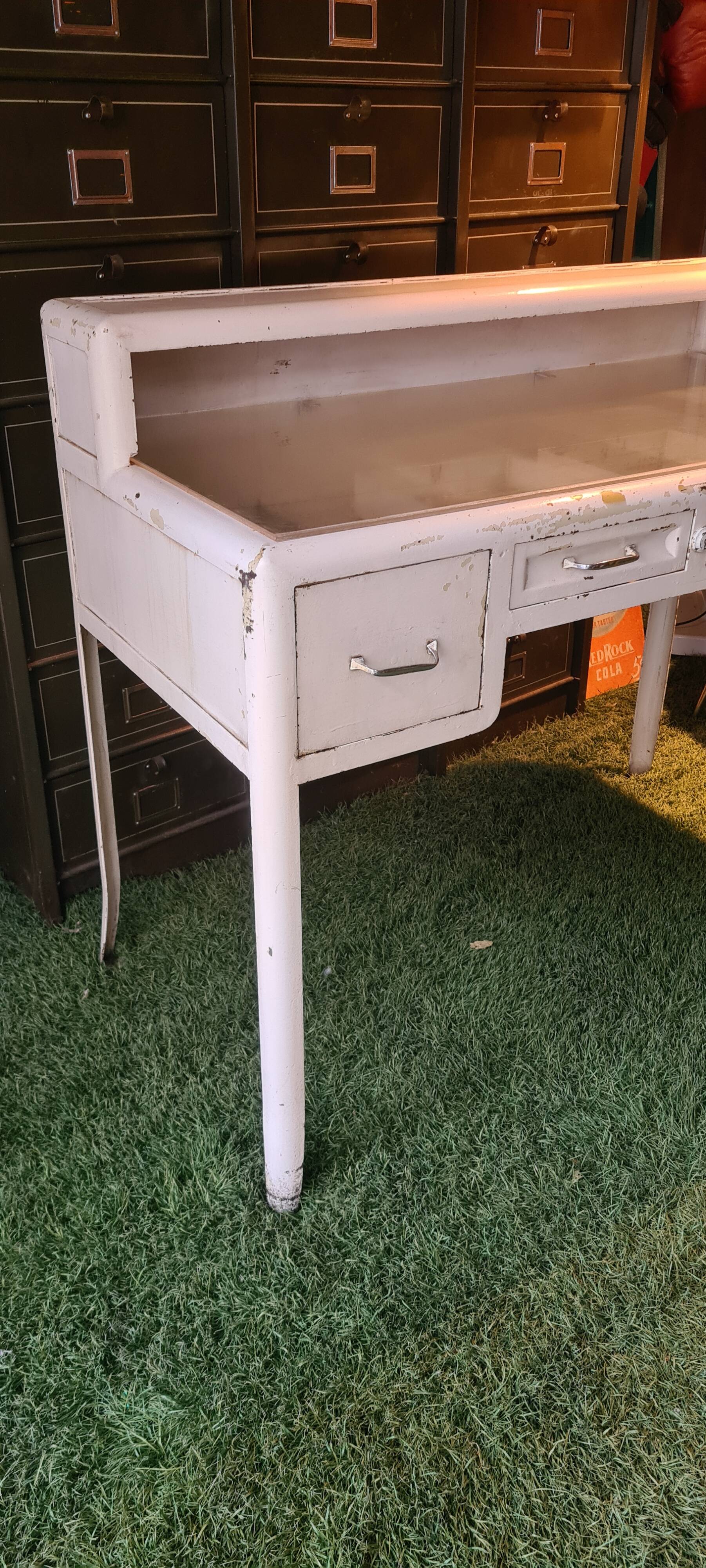 1930s dentist desk