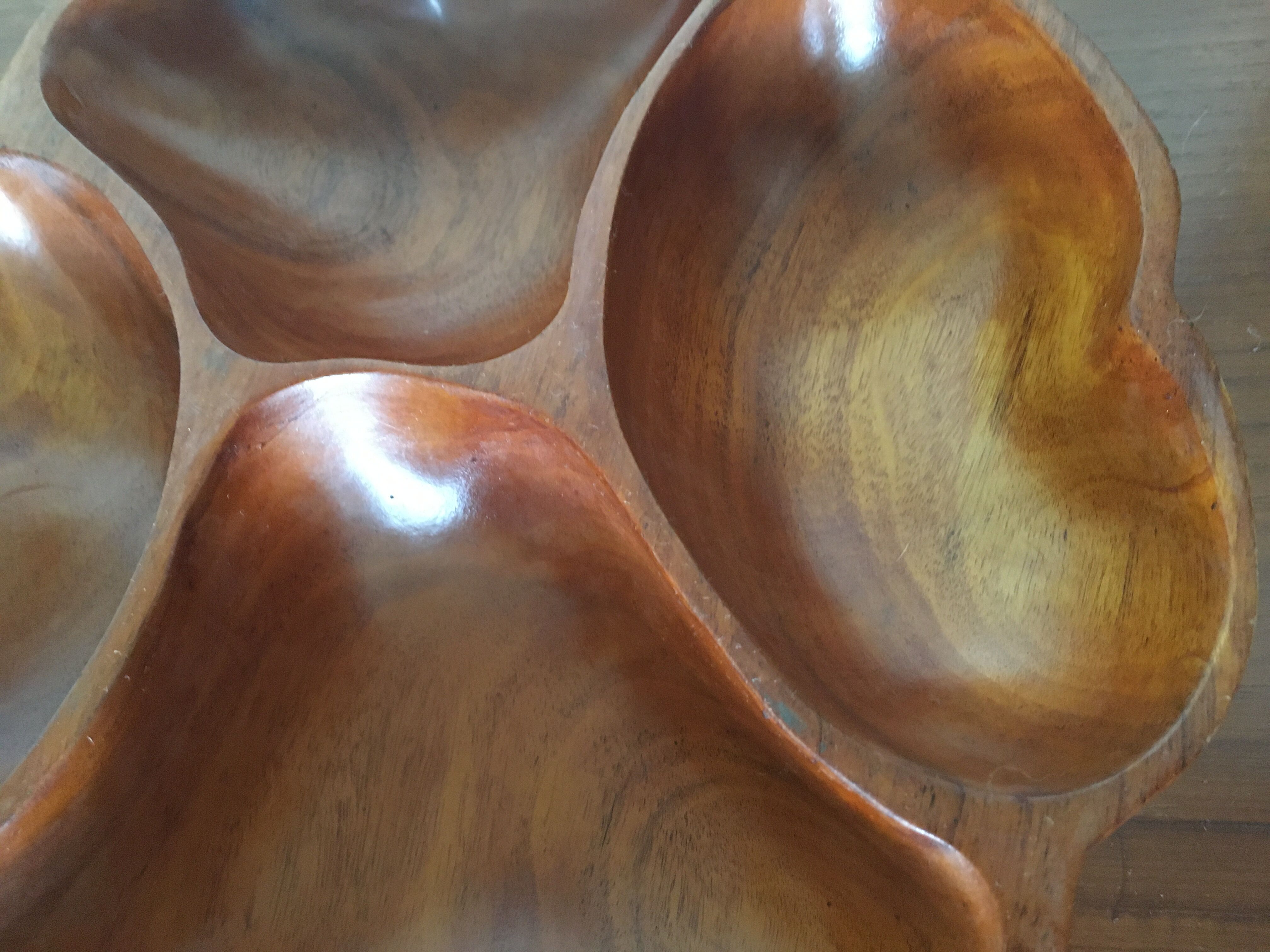 Flower shaped wooden dish