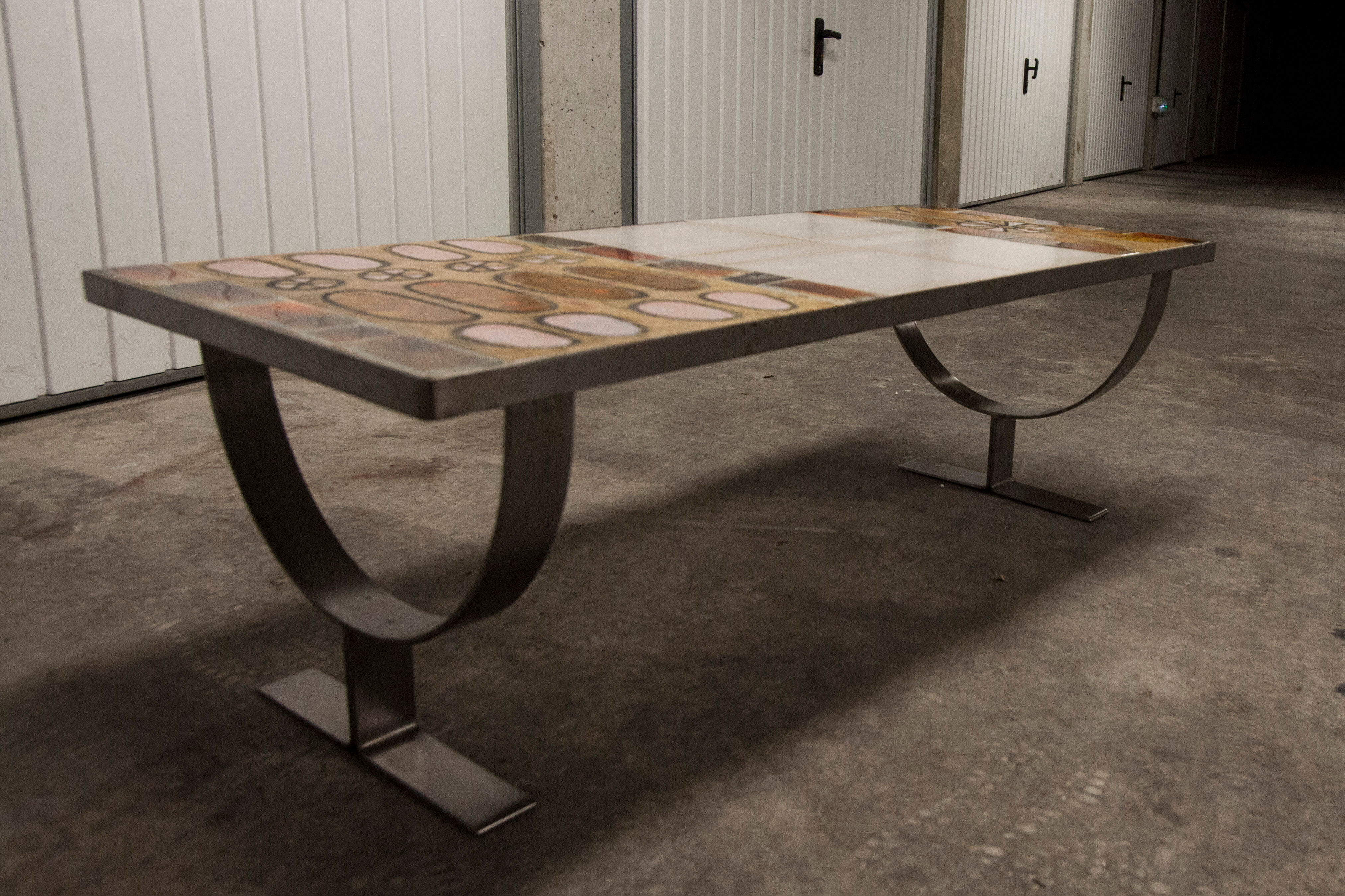 Ceramic coffee table and brushed steel Roche Bobois design Gregorieff 70s, 108x47cm
