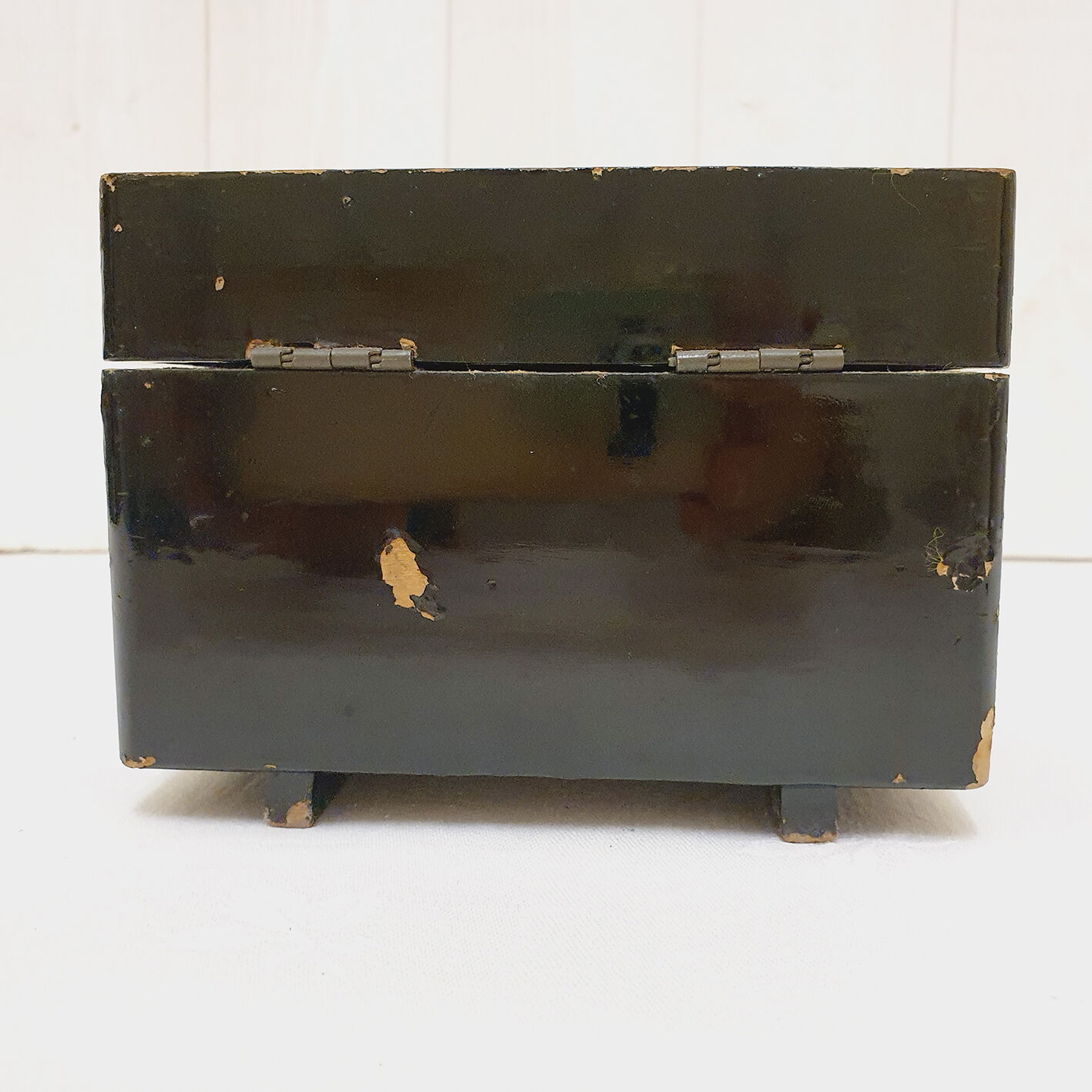 Music box with dancer