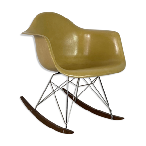 Rocking-chair RAR de Charles & Ray Eames édition Herman Miller