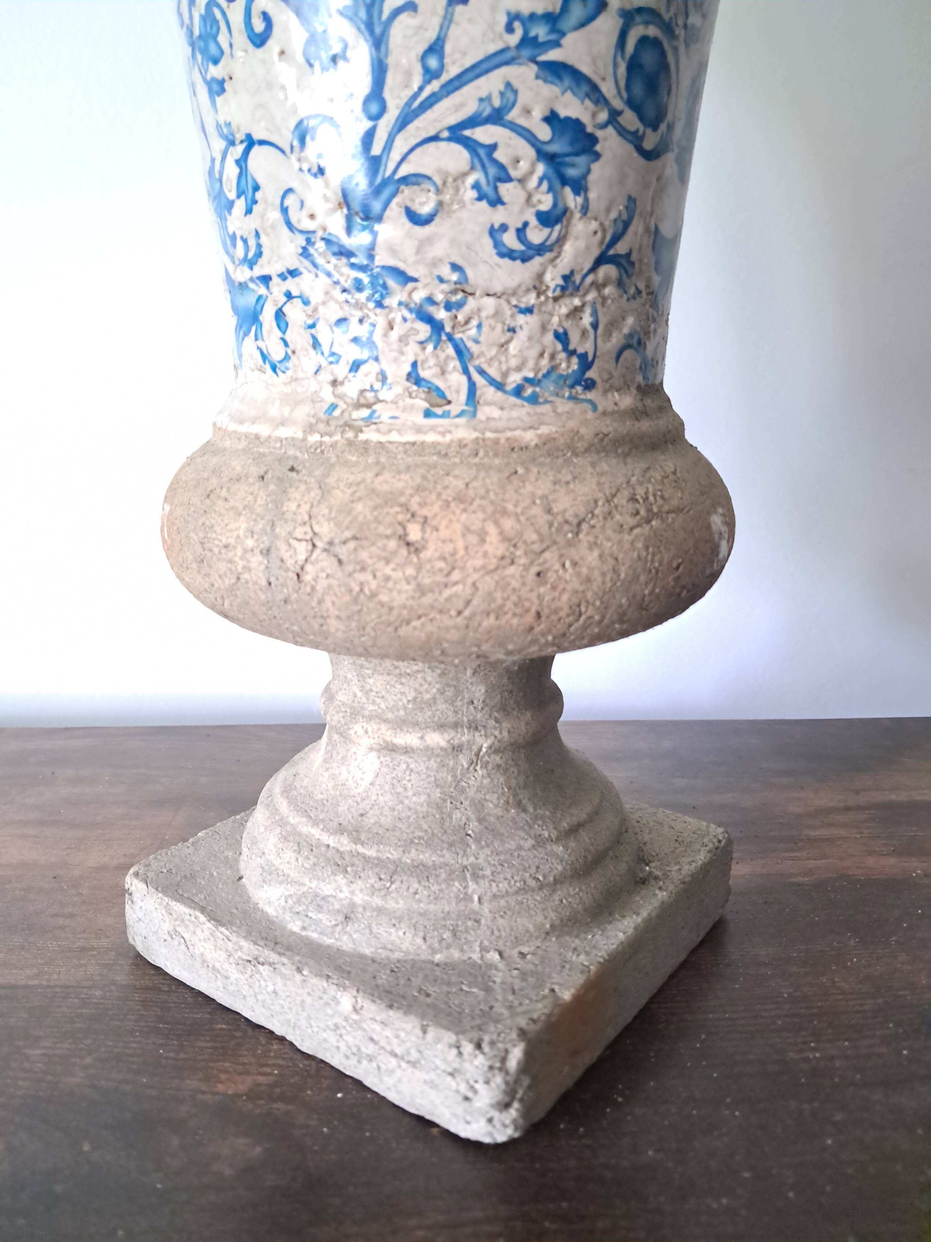 Medici Vase Planter in Cement and Earthenware