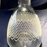 2 ENGRAVED GLASS LIQUOR CARAFES FROM THE 1930s-1940s
