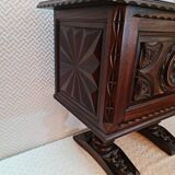 Mini-bar ancien sculpté bois  massif de chêne renaissance