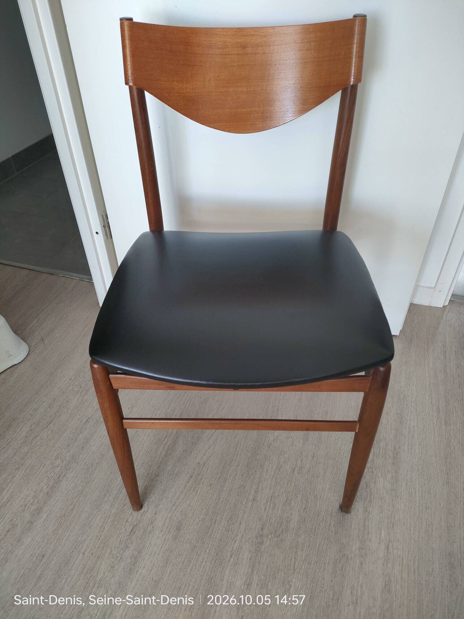 6 teak chairs, 1960s Scandinavian style, signed