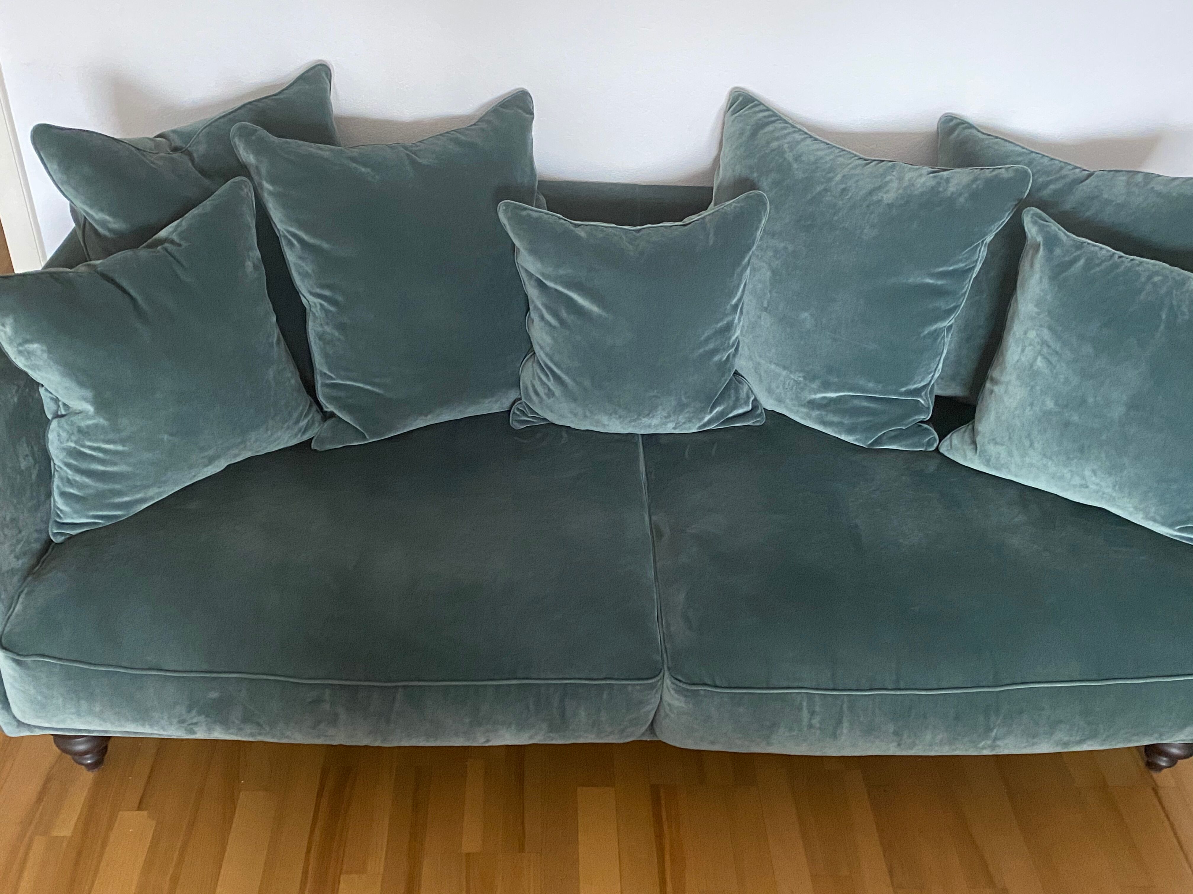 AM.PM. sofa model Lazare 3 places, cedar green velvet