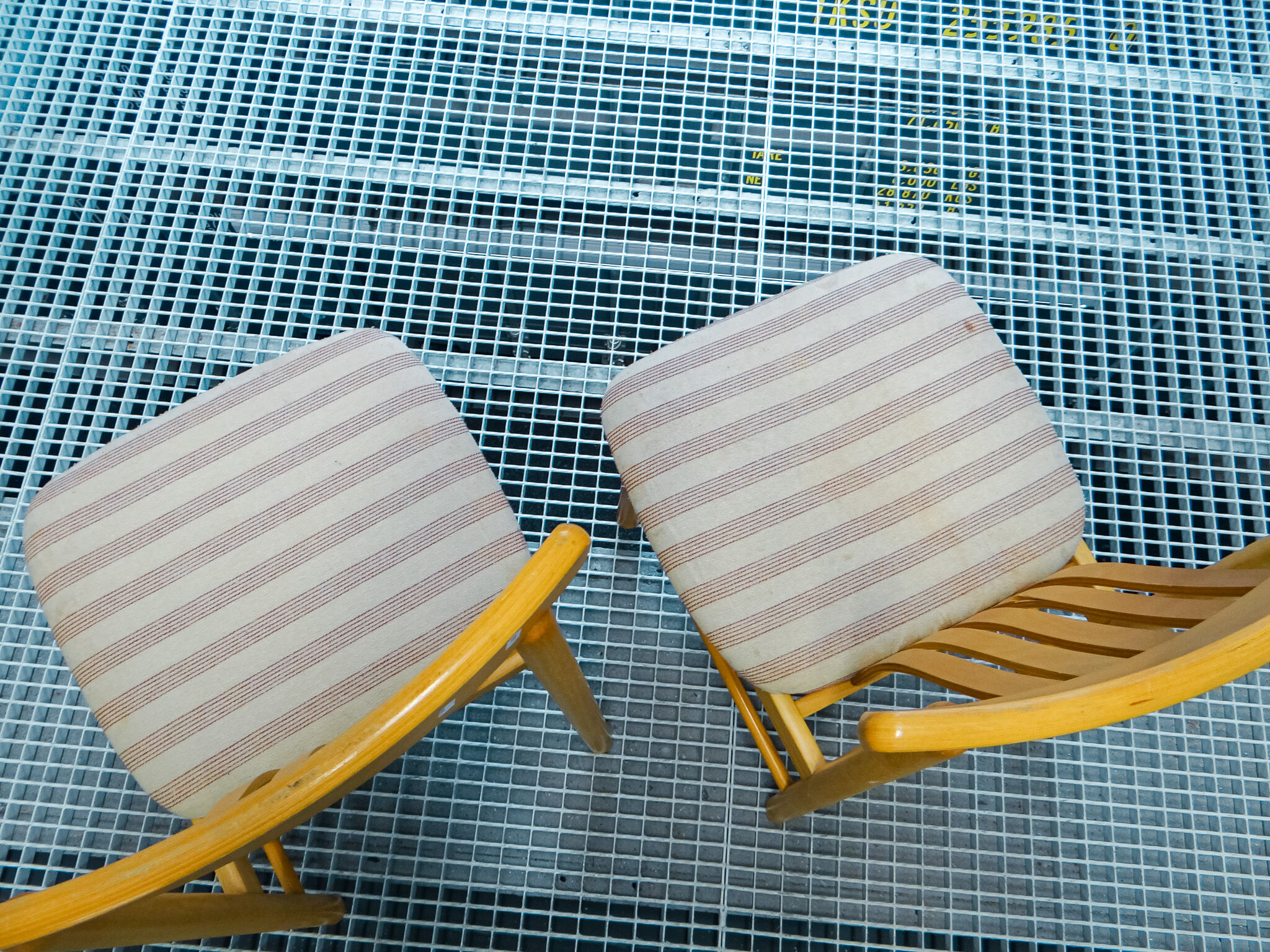 Pair of wide chairs made of solid wood Toyo Furniture made in Japan