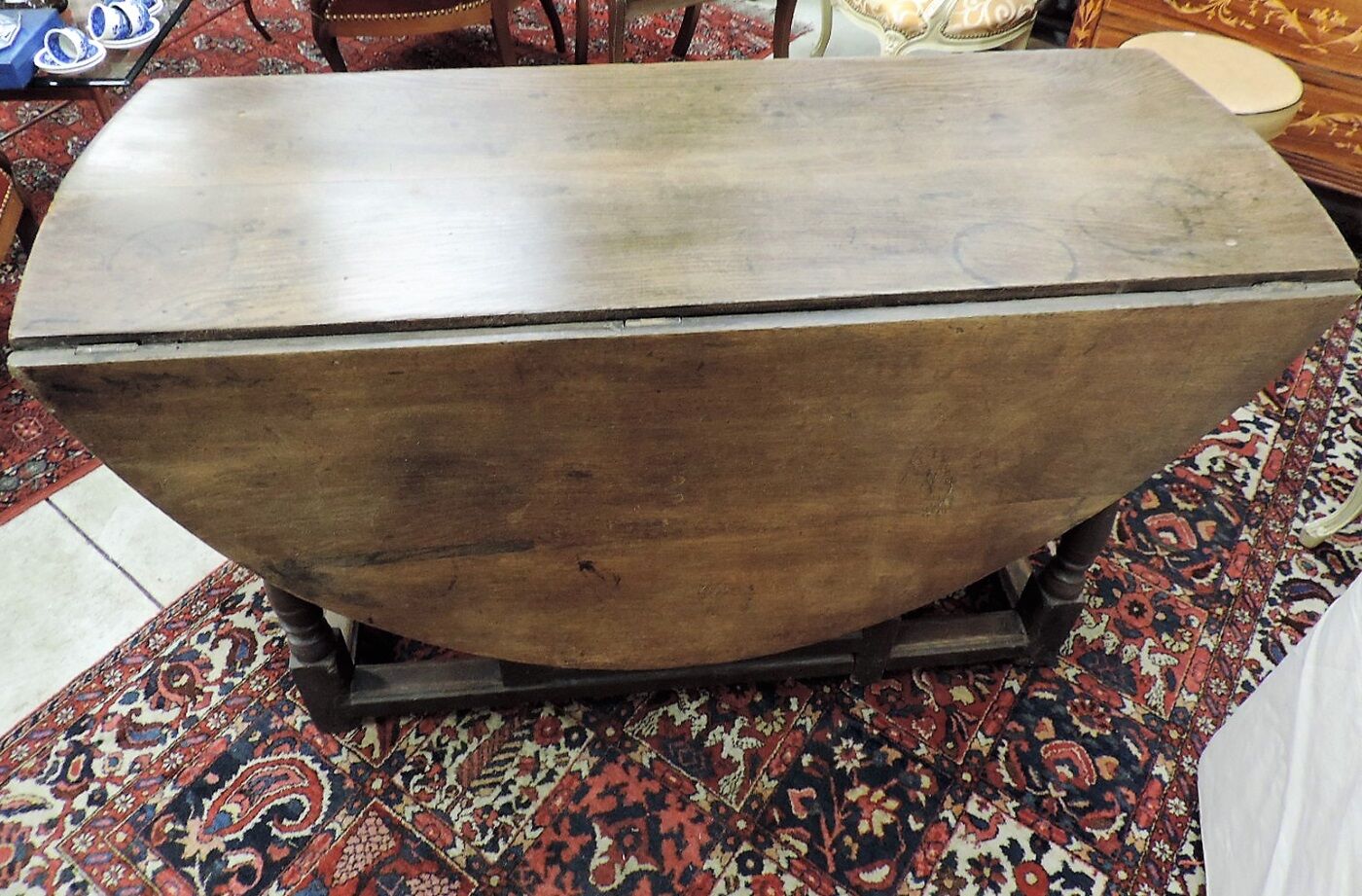 Great England XVIII century oak Gateleg table