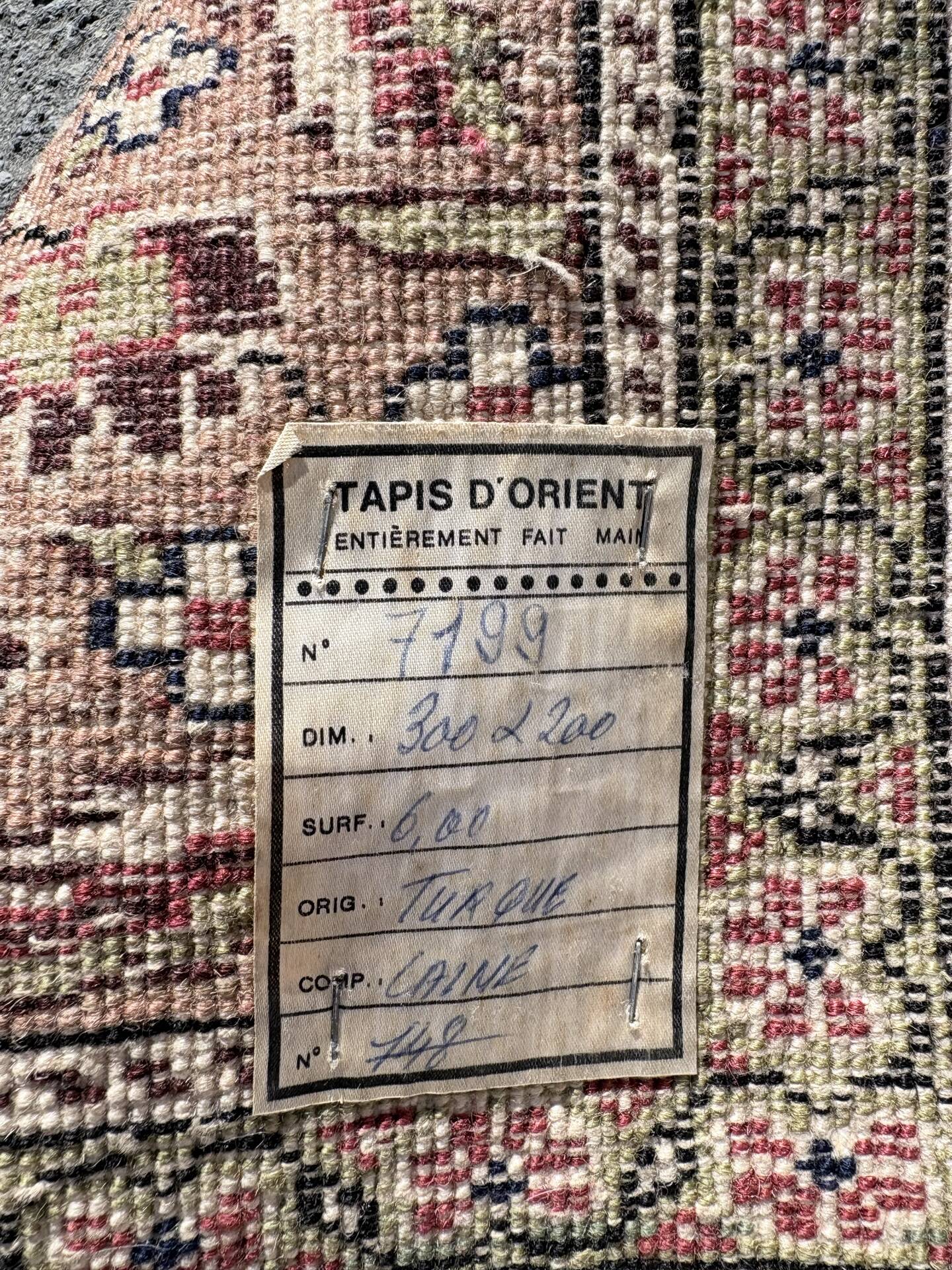 Handmade Turkish Oriental rug in wool
