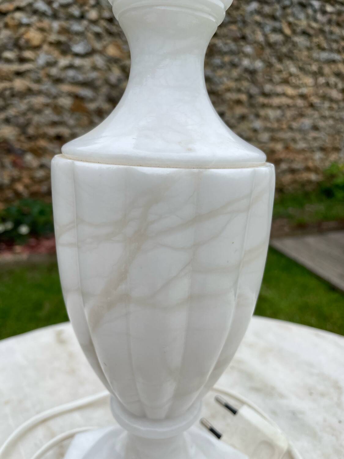 Vintage alabaster lamp 1970
