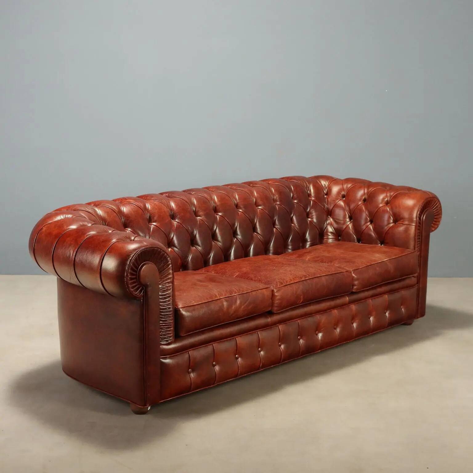 Canapé Chesterfield par la manufacture Santambrogio