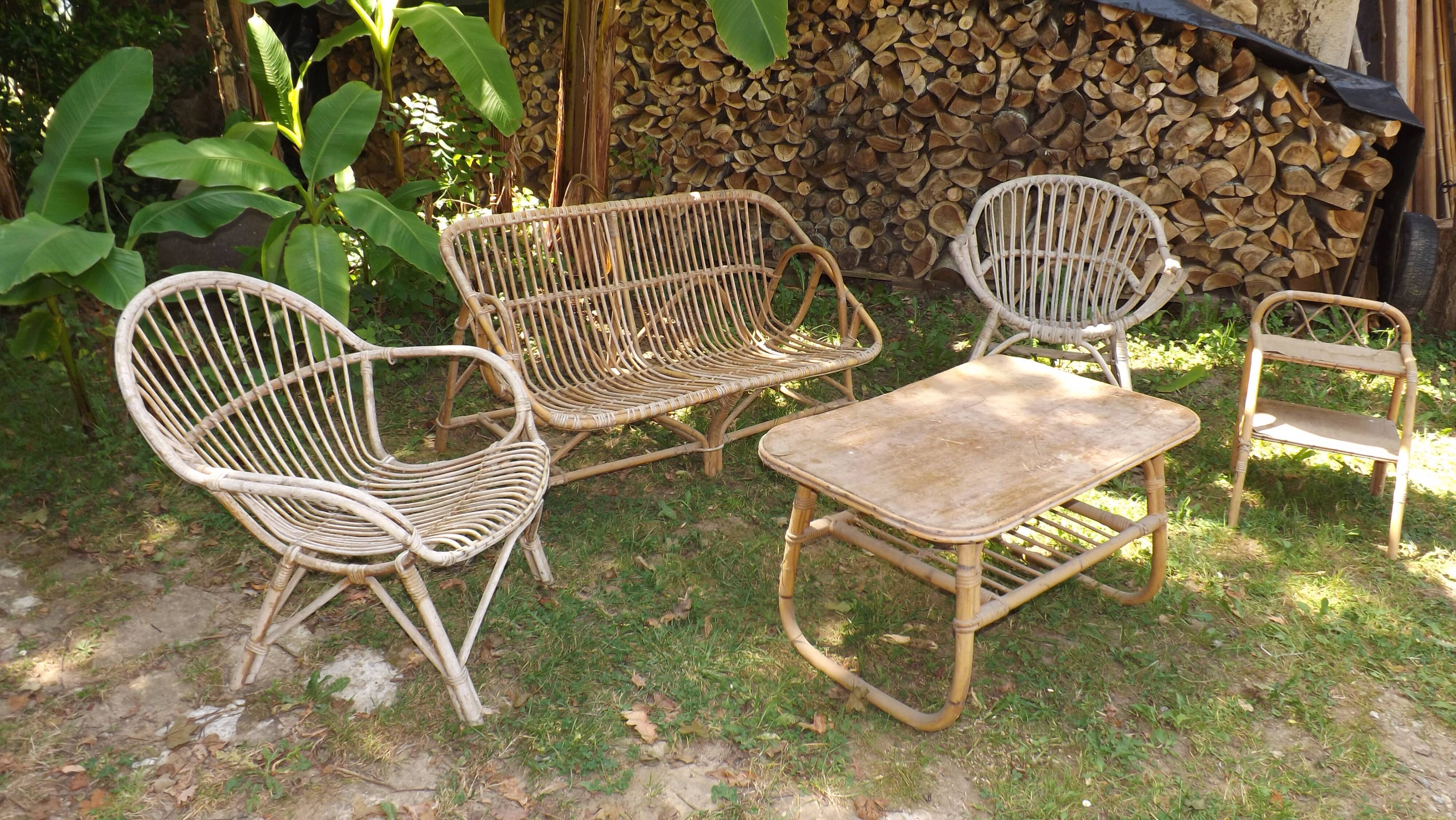 Rattan lounge set