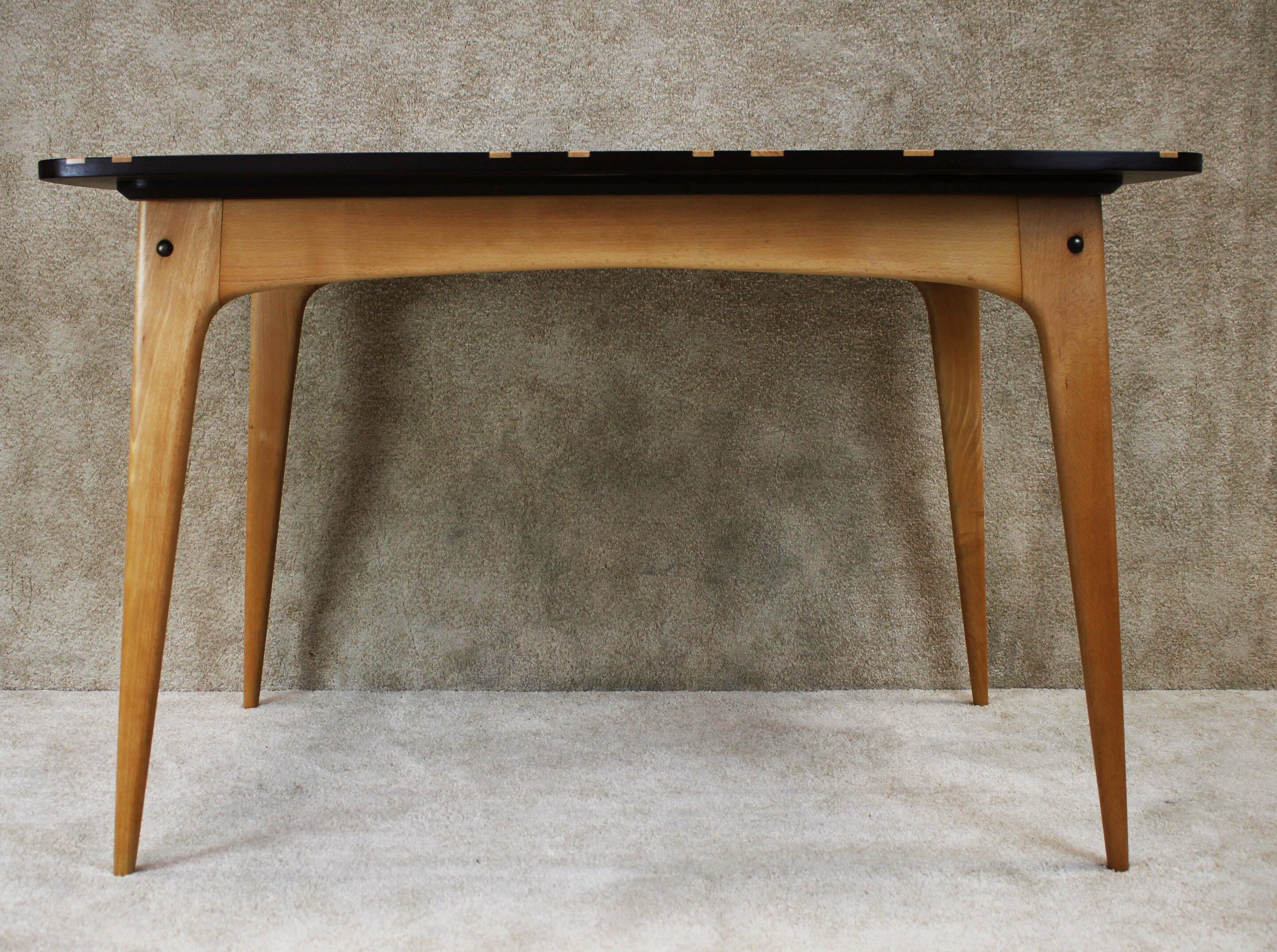 Table or Desk
