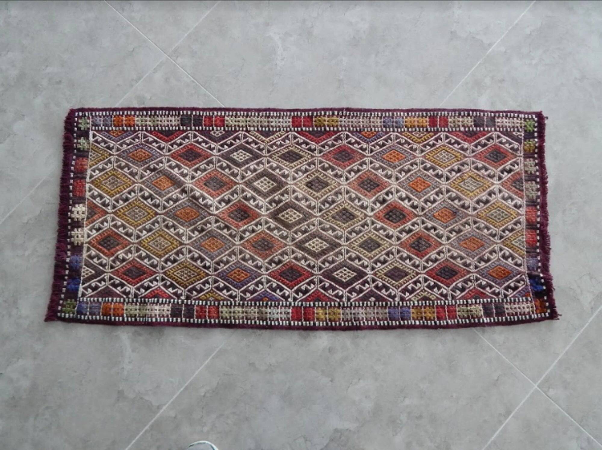 Vintage handmade Turkish rug 54x117 cm