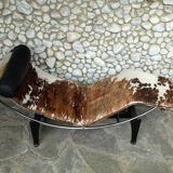 Lounge chair LC4 Cassina by Charlotte Perriand, Le Corbusier and Pierre Jeanneret Vintage 1960s