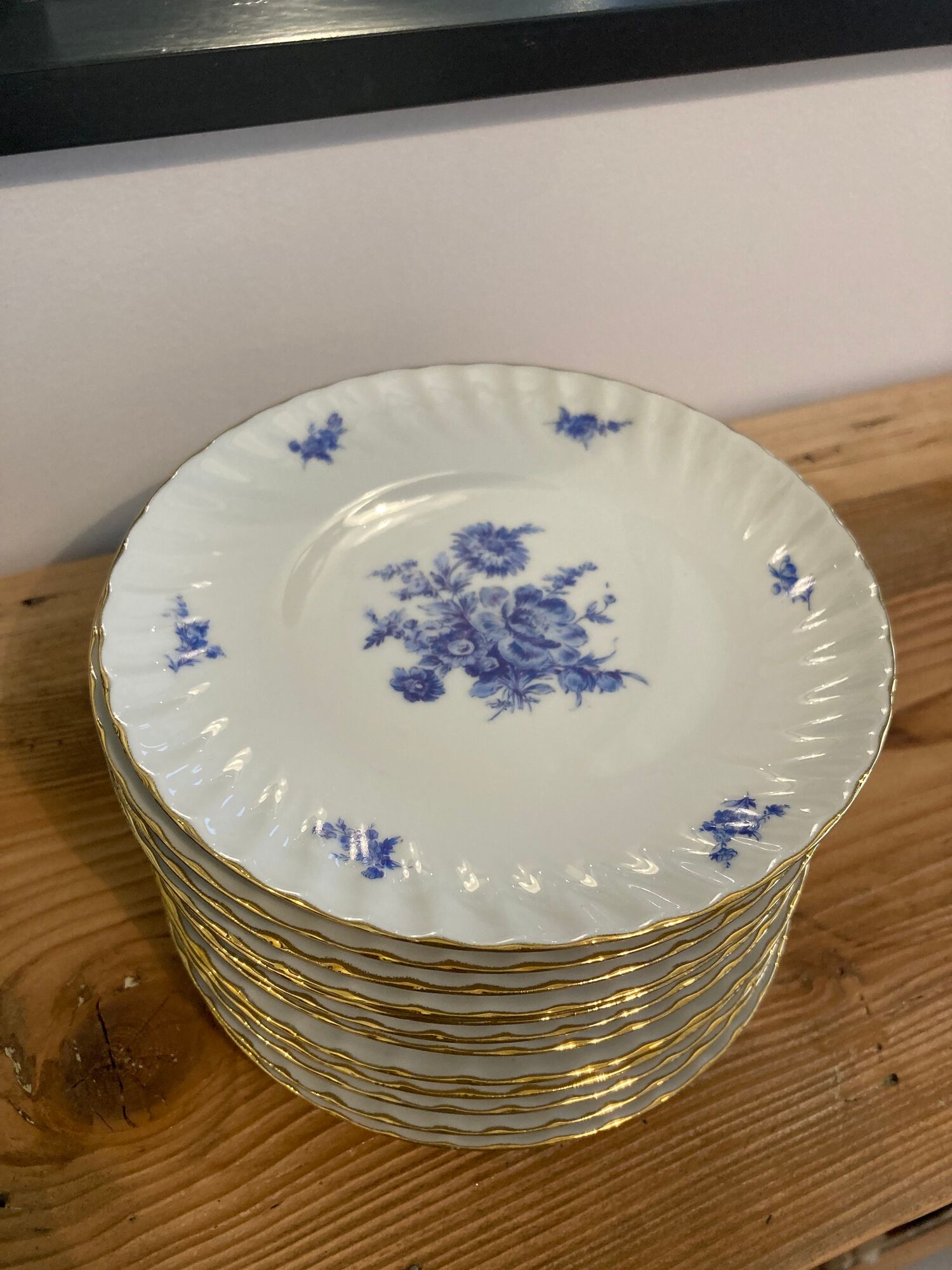 Set of 12 dessert plates blue flowers porcelain Aquitaine