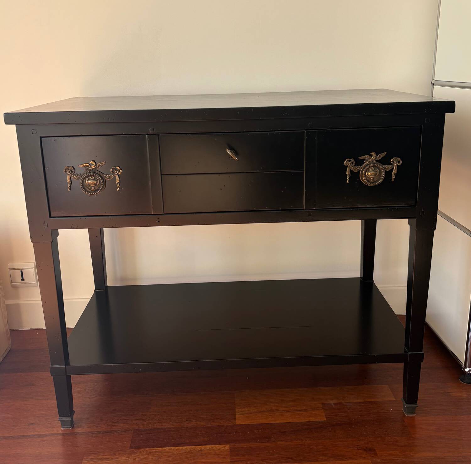 Barn “Ditectory” TV cabinet