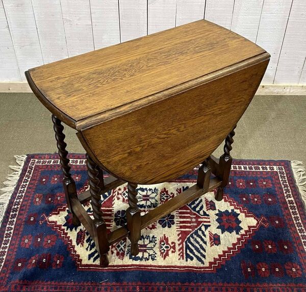 Table pliante anglaise en chêne début XXème GATELEG