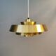 Une lampe suspendue danoise en laiton massif du milieu du siècle par Jo Hammerborg pour Fog & Mørup.