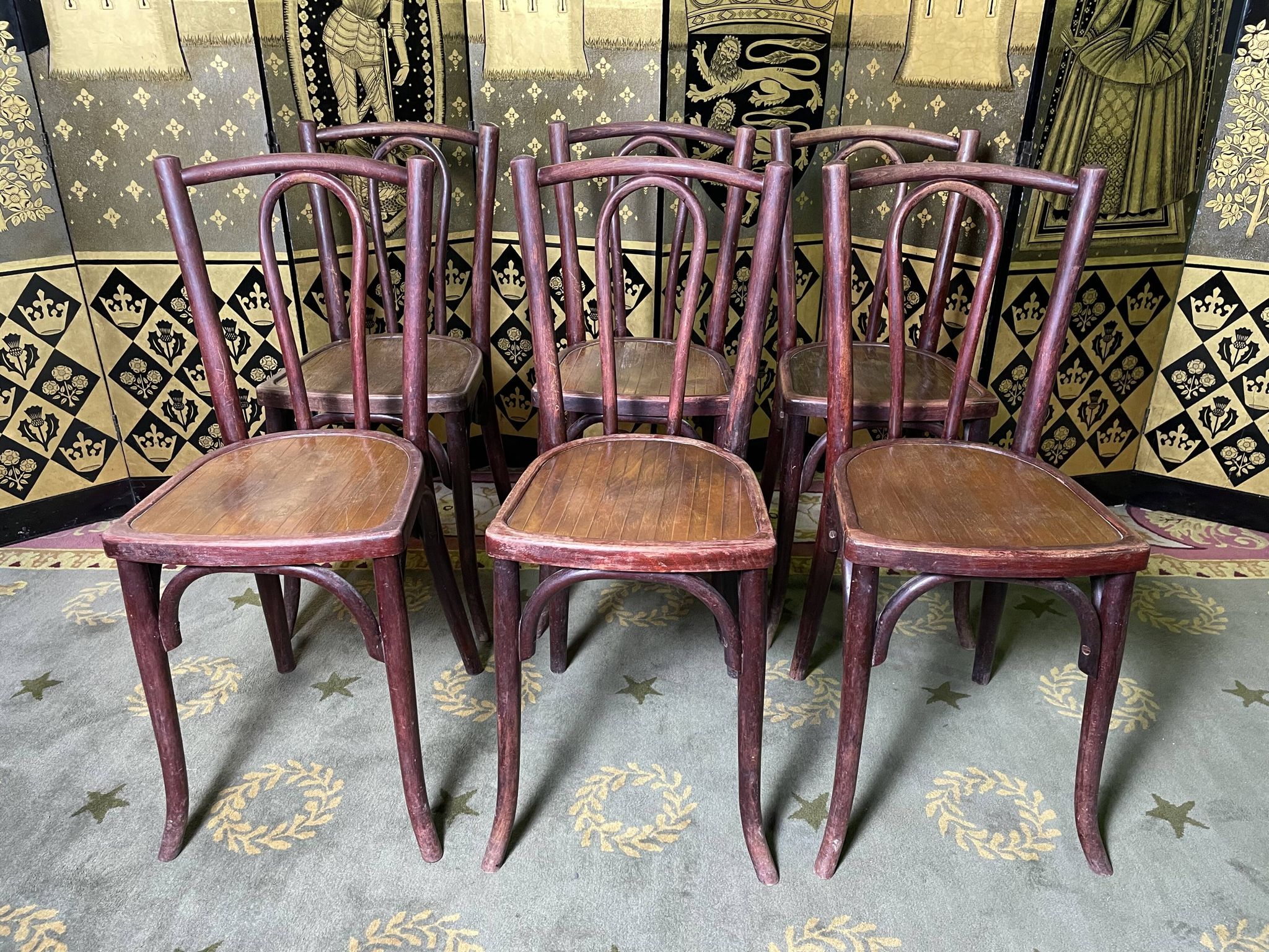 Suite de 6 chaises bistrot baumann