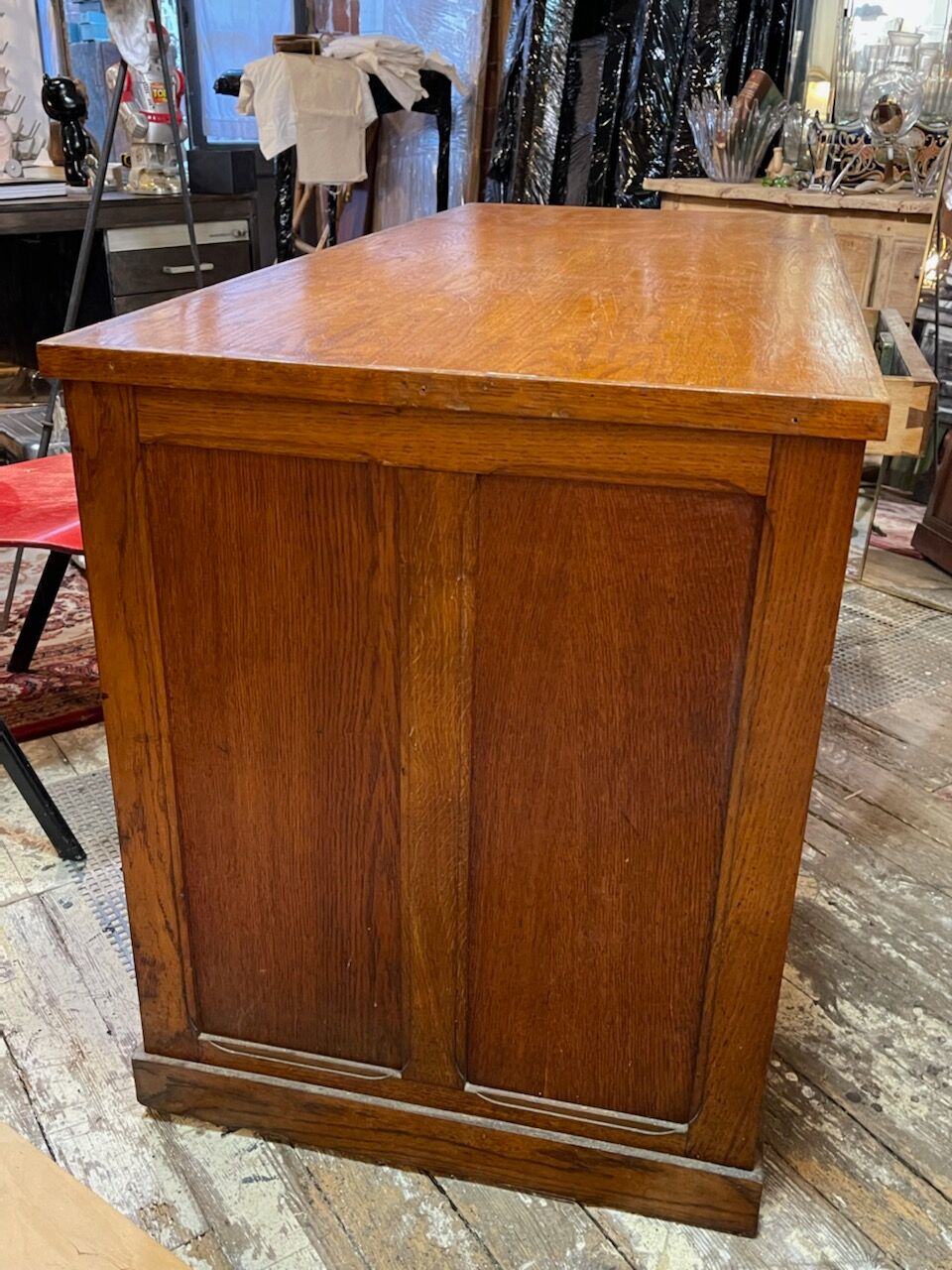 Desk filing cabinet curtain