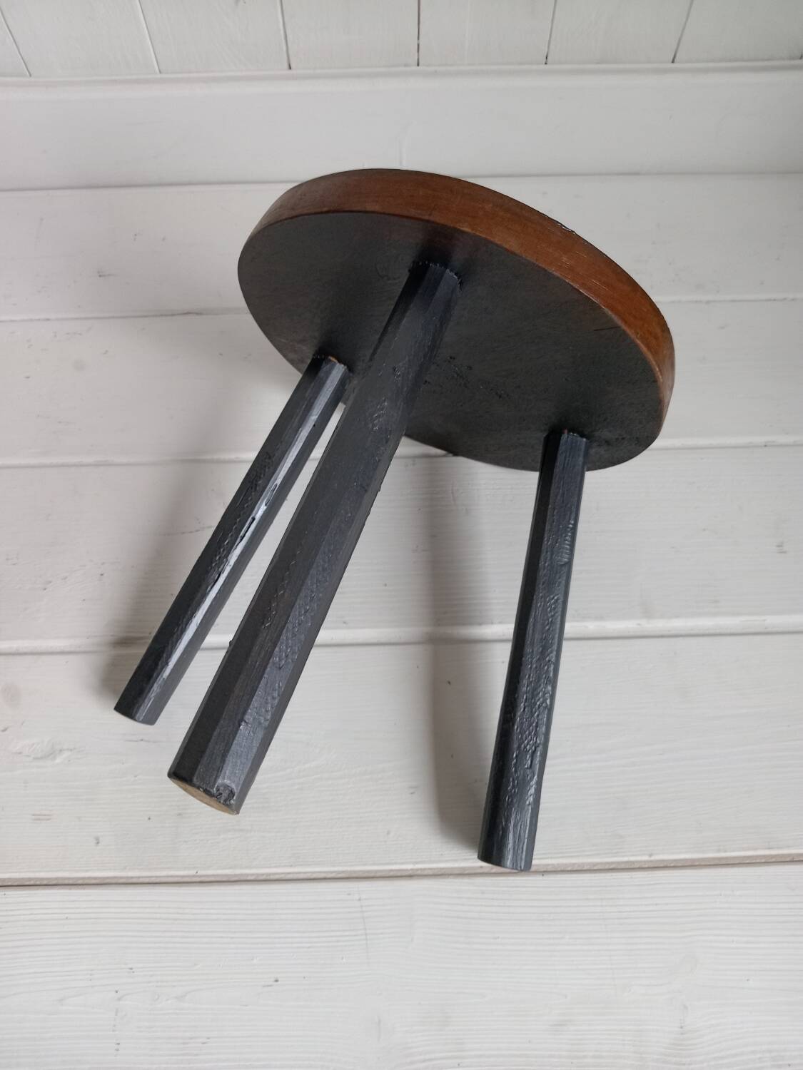 Tabouret tripode / porte plantes