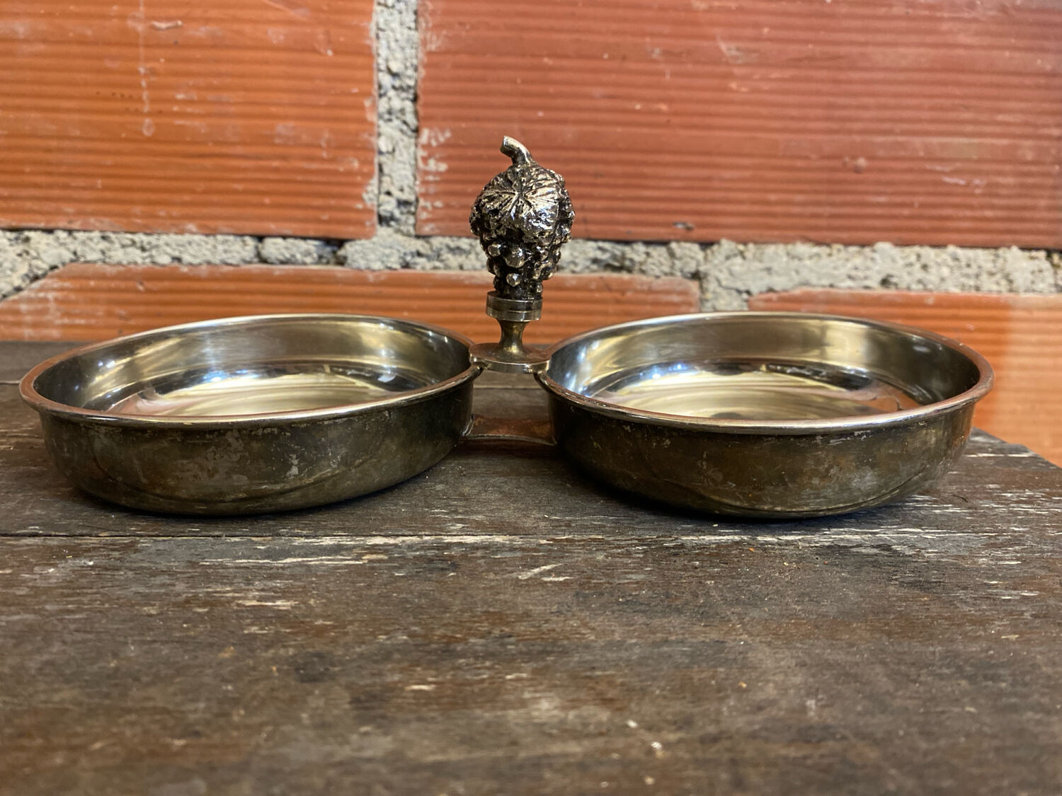 Vintage Double Silver-Plated Serving Dish Former Beggar