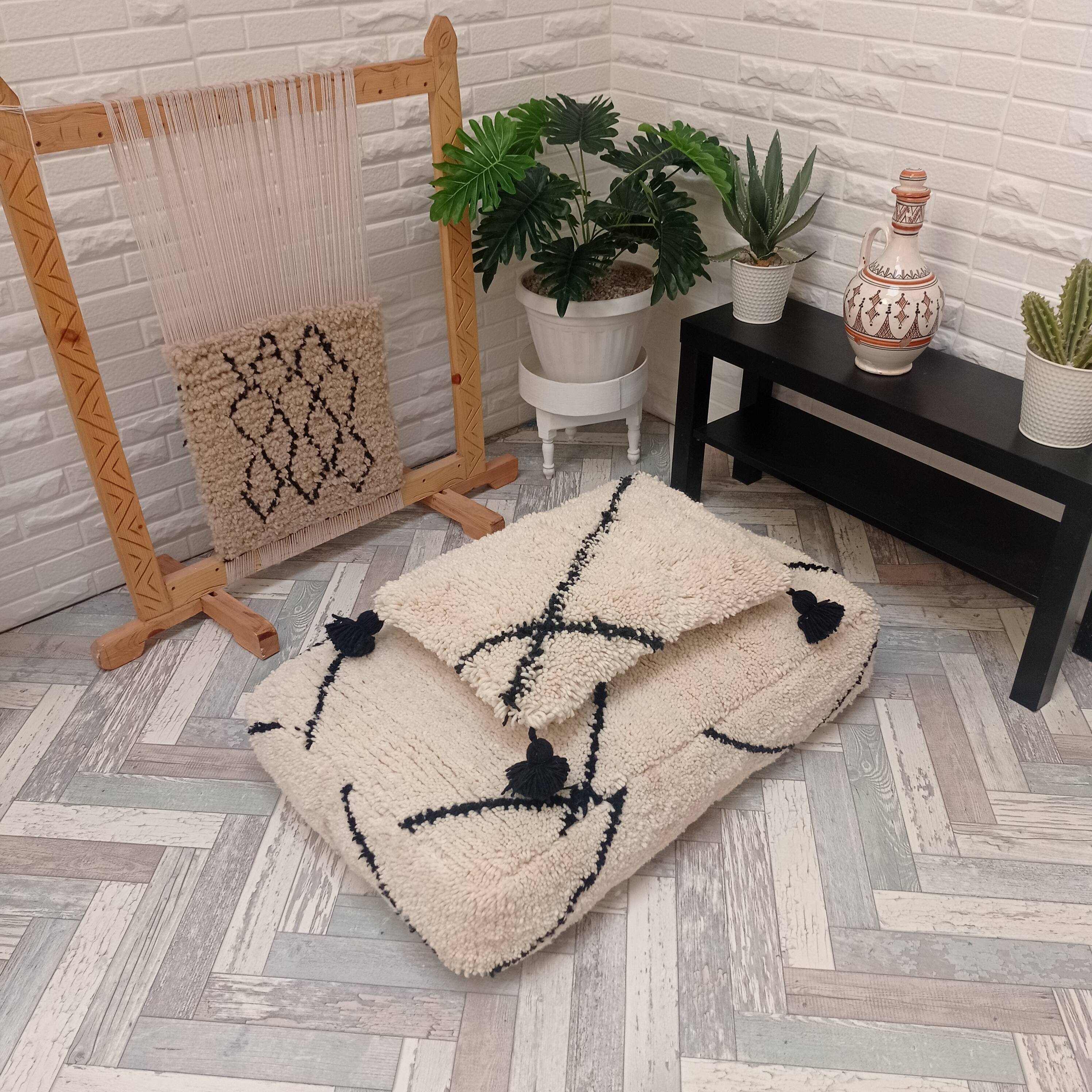 Pouf  berbère fait main en laine