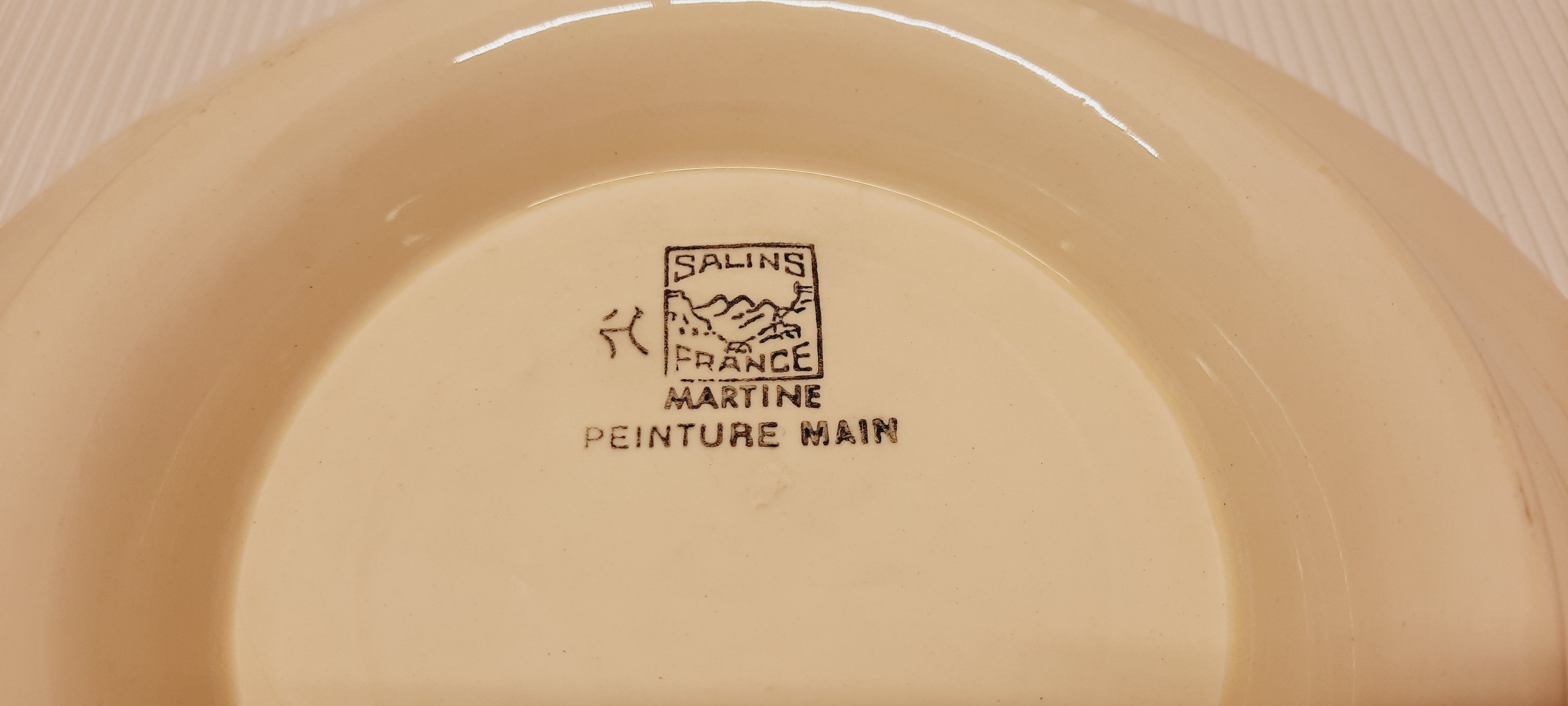 Cake dish on piedouche Salins