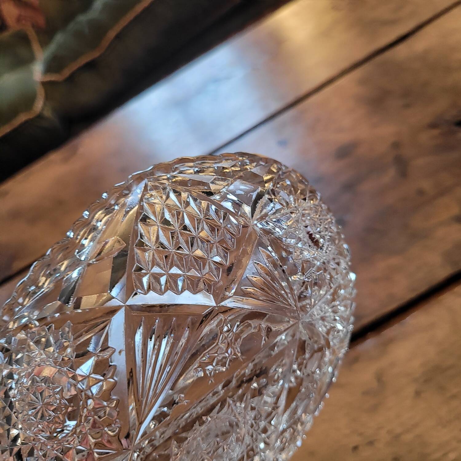 Coupelle vide-poche vintage en verre pressé – années 1960