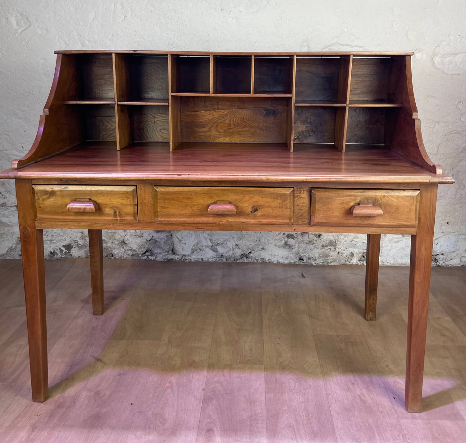 Bureau en noyer
