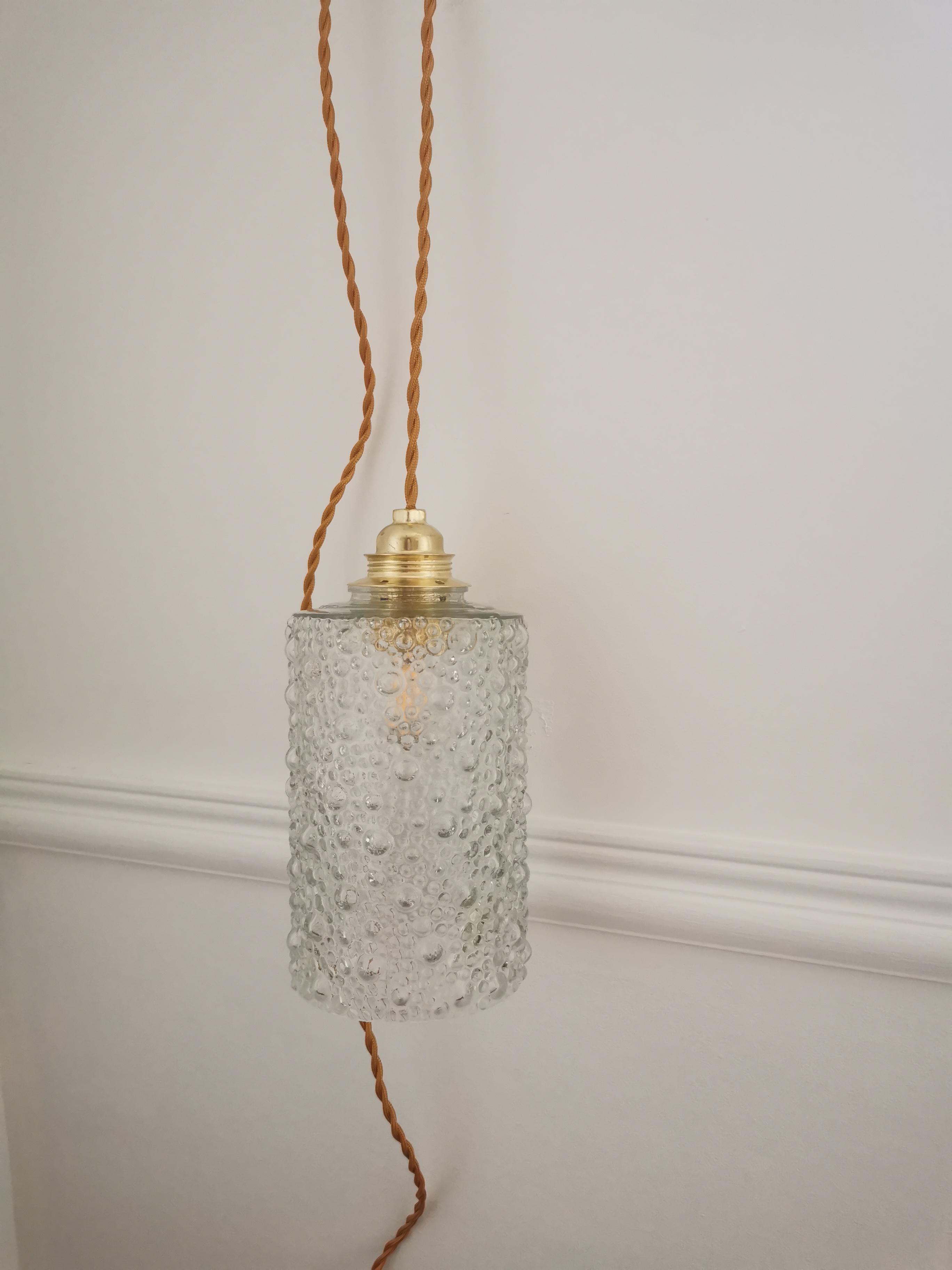 Soaked glass pendant lamp
