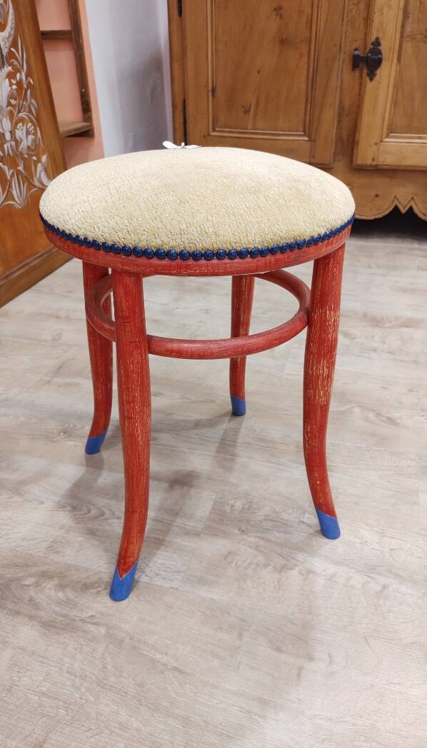 Thonet stool