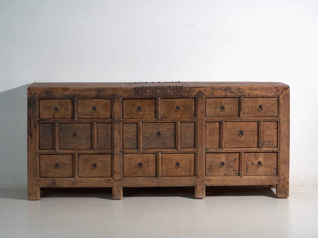 Meuble ancien à multiples tiroirs en bois de pin – Chine, vers 1930