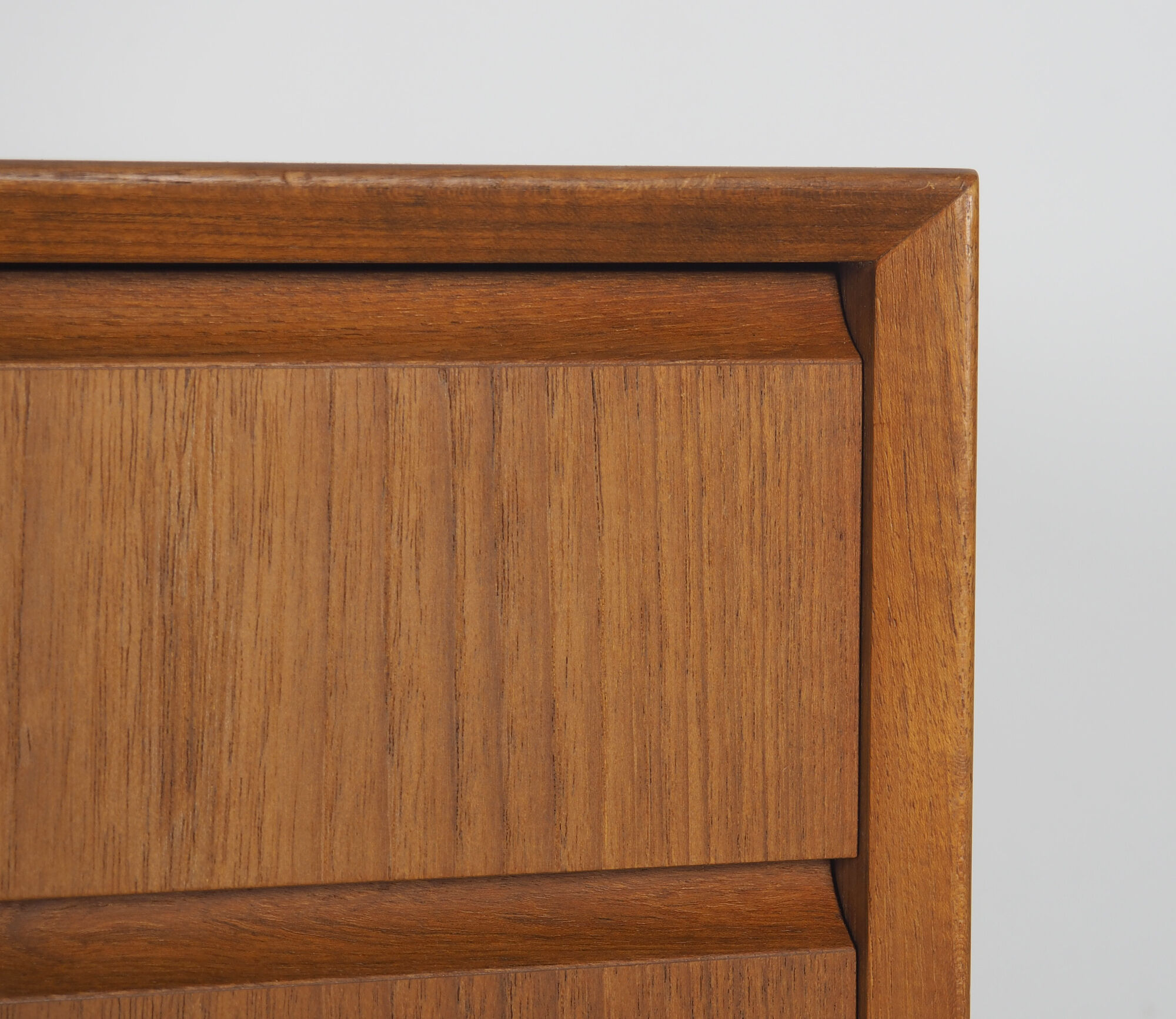 Vintage Danish design sideboard in teak, 1960's