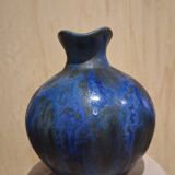 Magnificent pitcher Pierrefonds