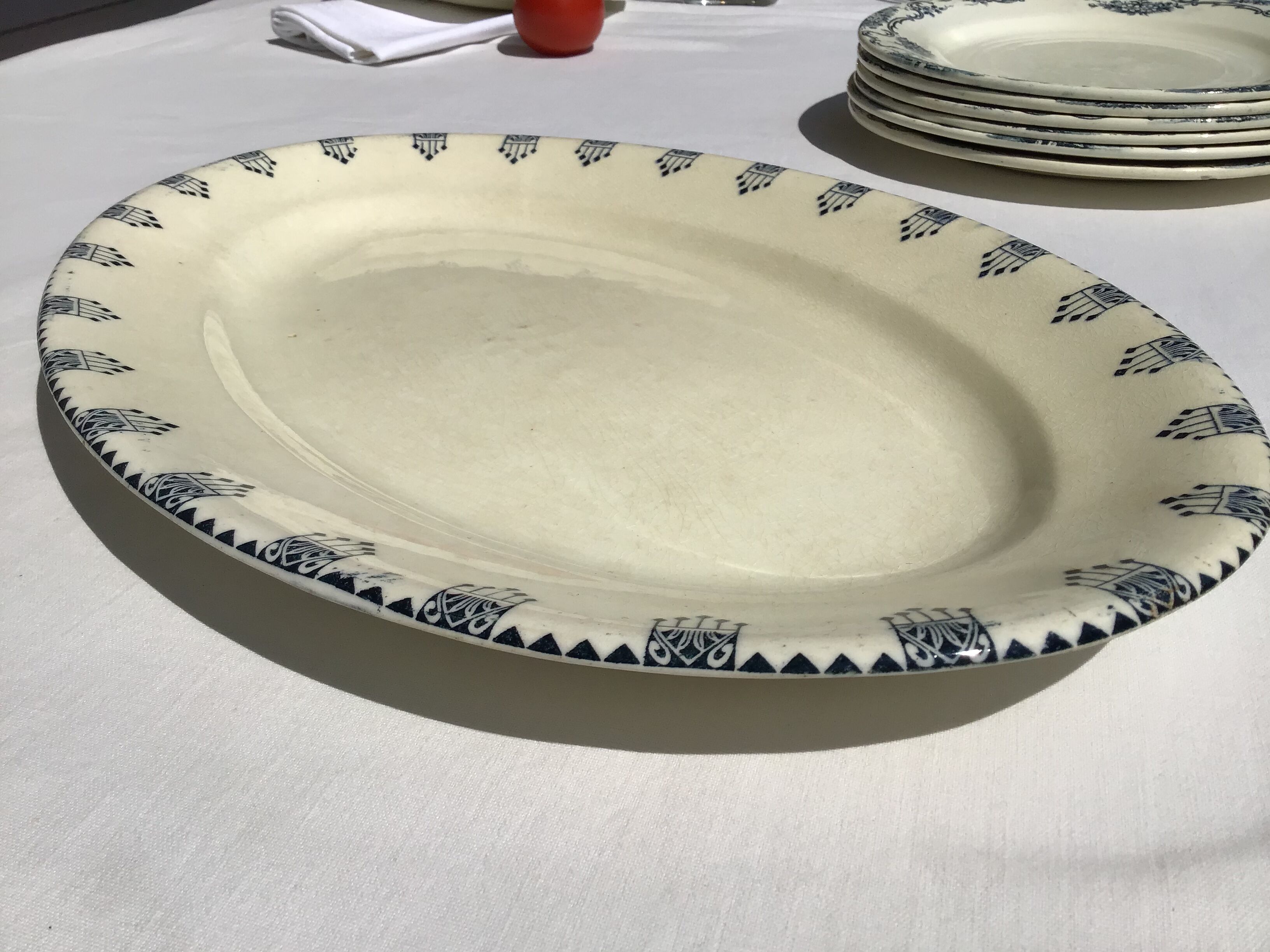 Oval dish Terre de Fer marine Rotterdam