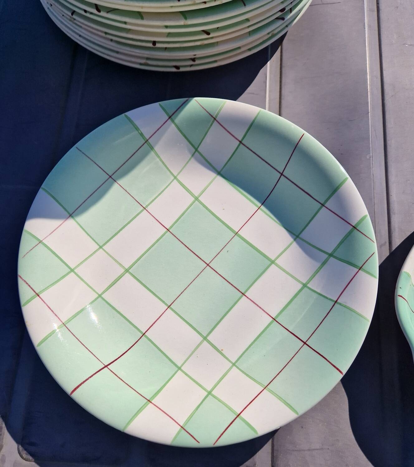 Salins Hossegor model 26-piece dinnerware set