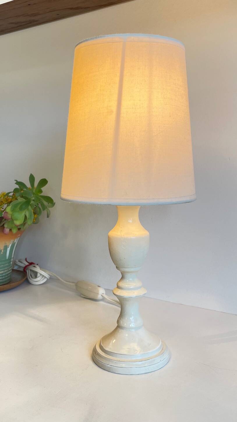 Vintage White-Cream Lacquered WOOD LAMP
