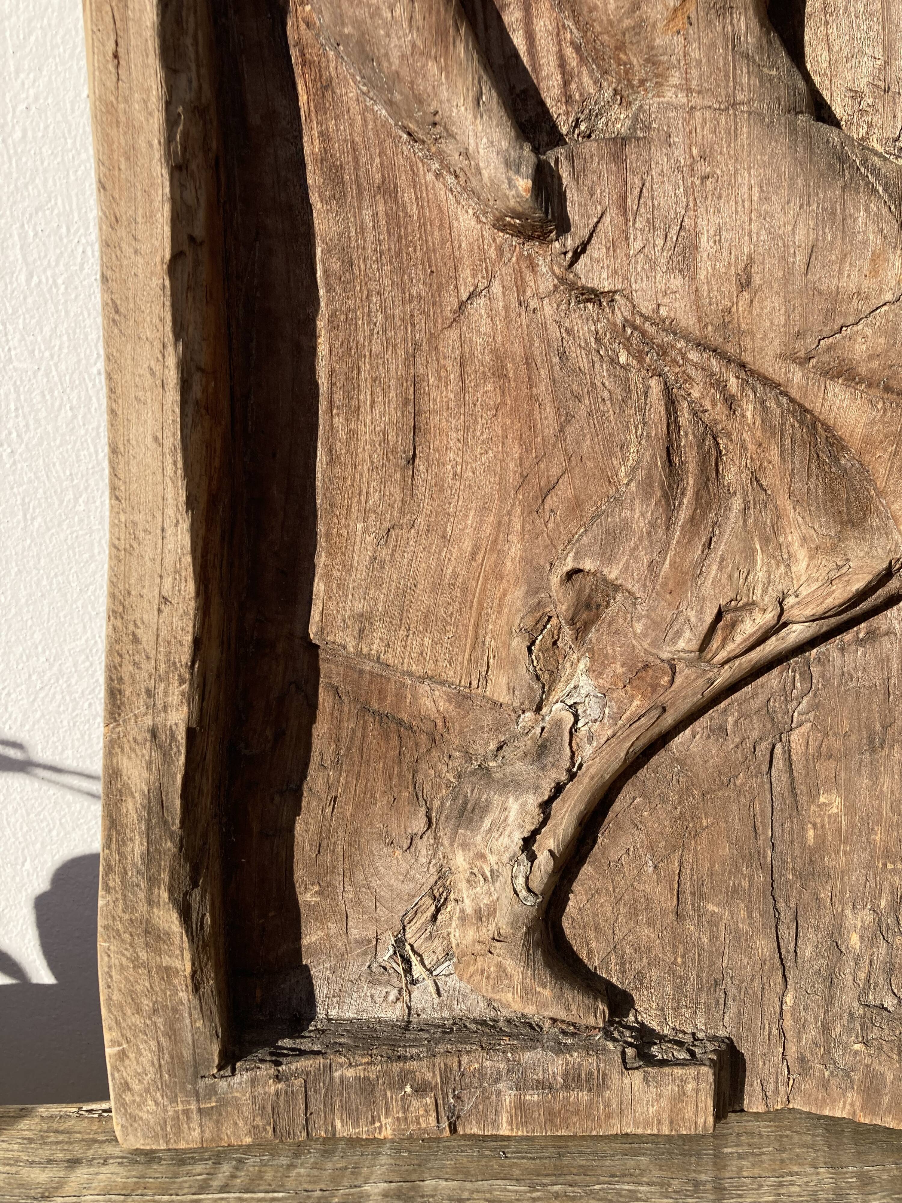 Door in low relief dancer style art deco 1930 wooden