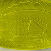 Plat à poisson Gien vert vintage en relief