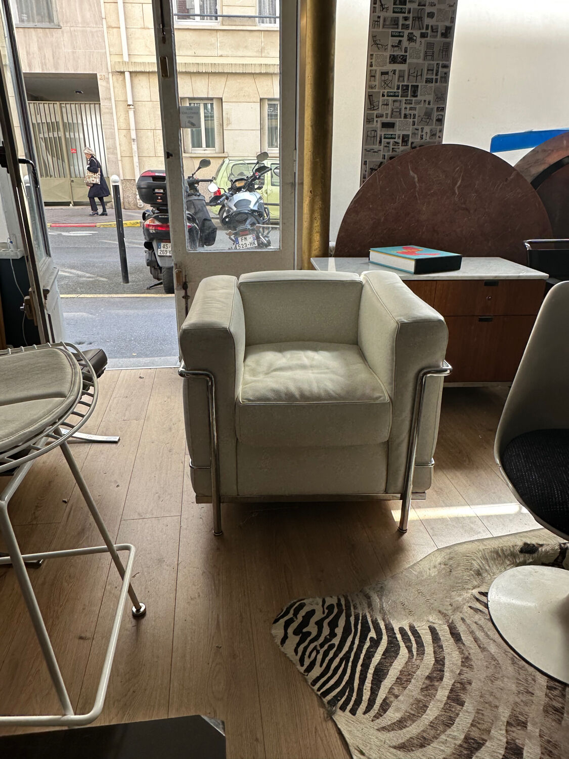 LC2 Le Corbusier armchair, Cassina edition