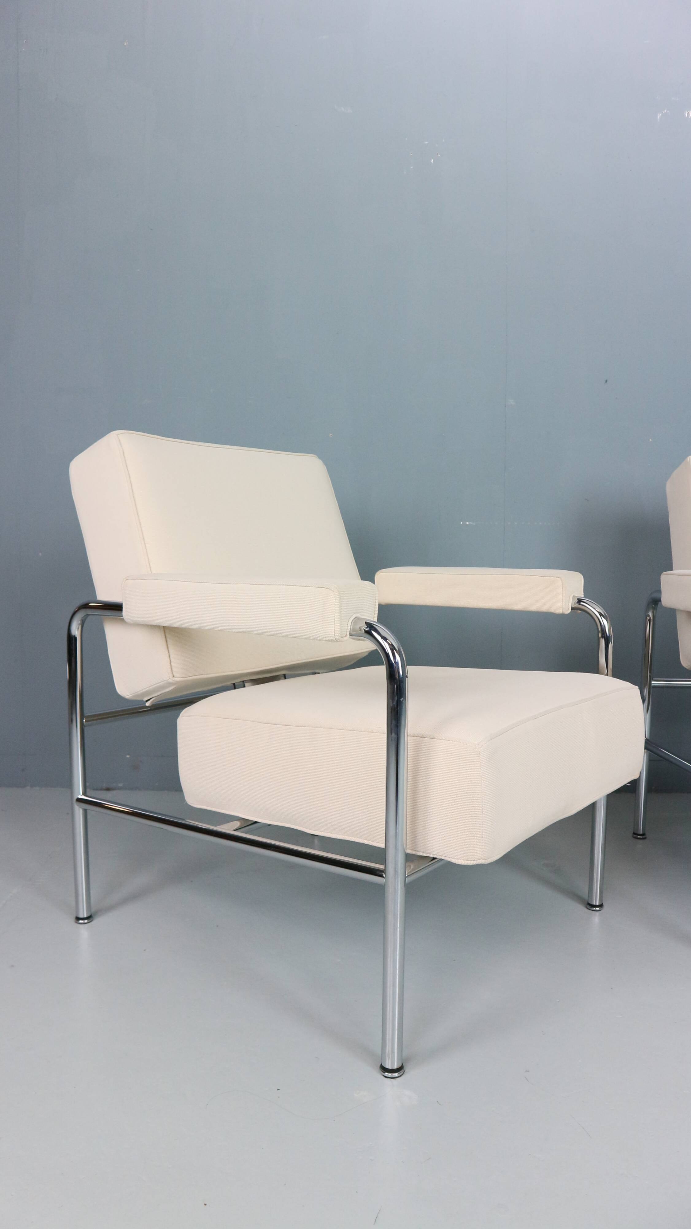 2x Fauteuil Wagon Fumoir LC 13 Le Corbusier, 1931