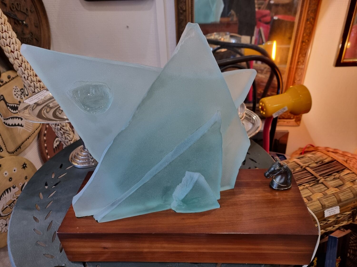 Sandblasted glass lamp for Cardin: exquisite volume