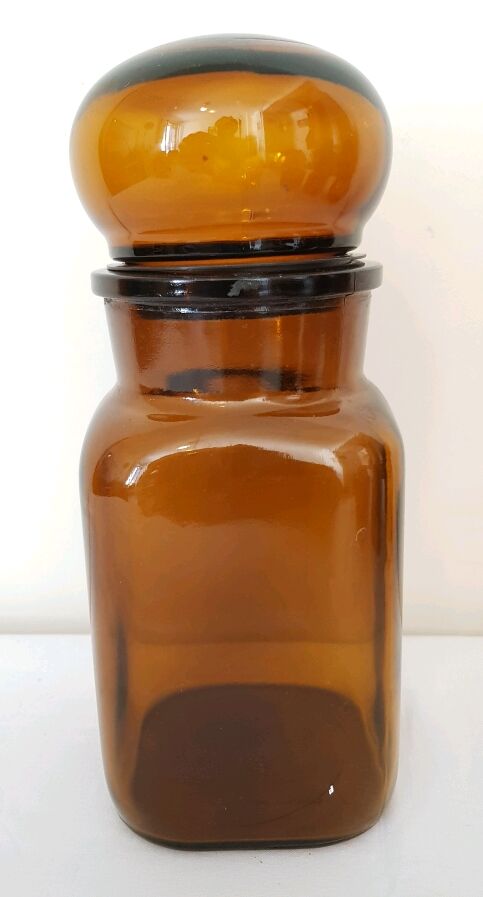 4  amber glass jars  70
