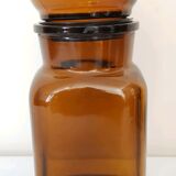 4  amber glass jars  70
