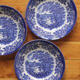 3 Broadhurst Staffordshire English earthenware calotte plates