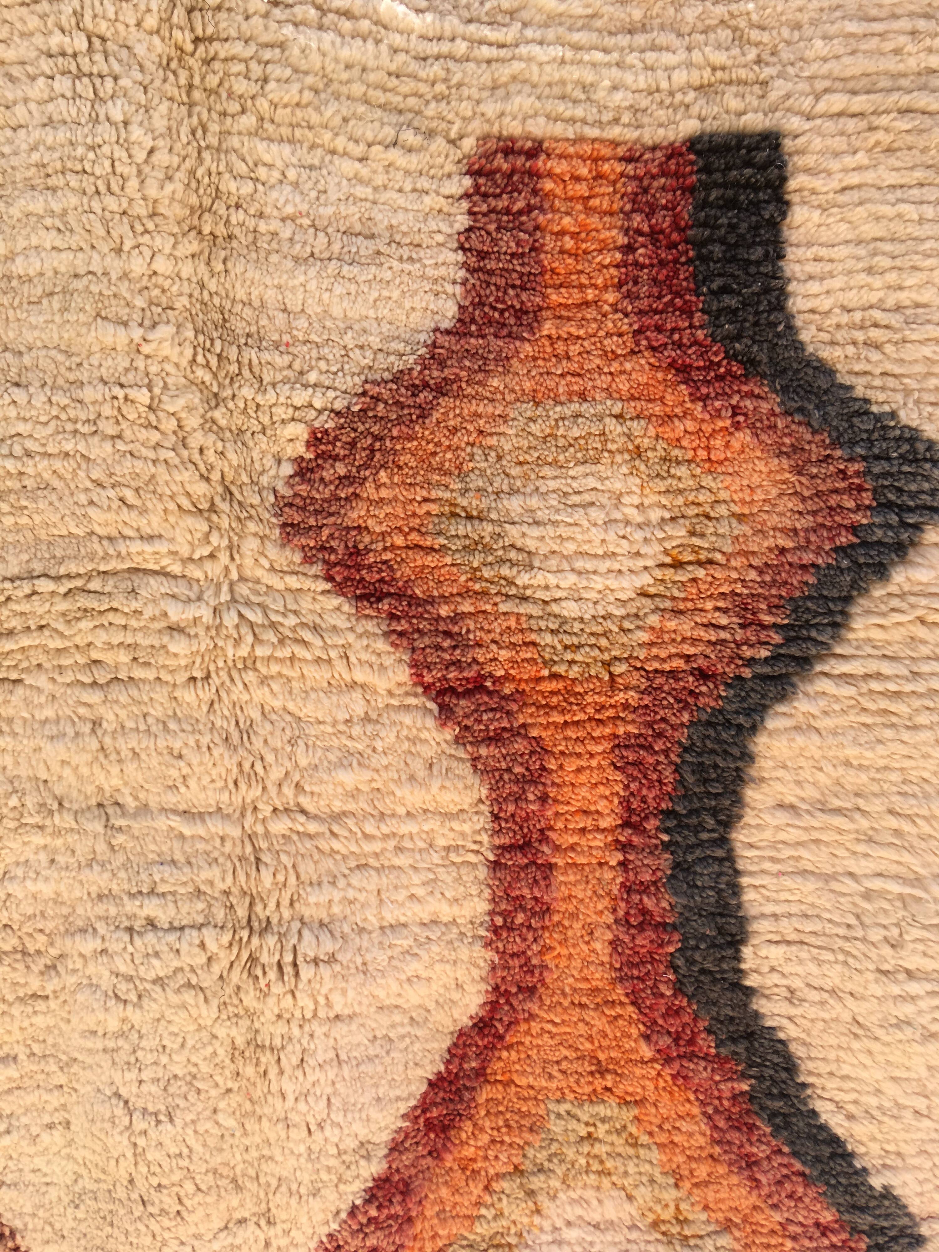 Boujaad Berber rug 260 x 194 cm