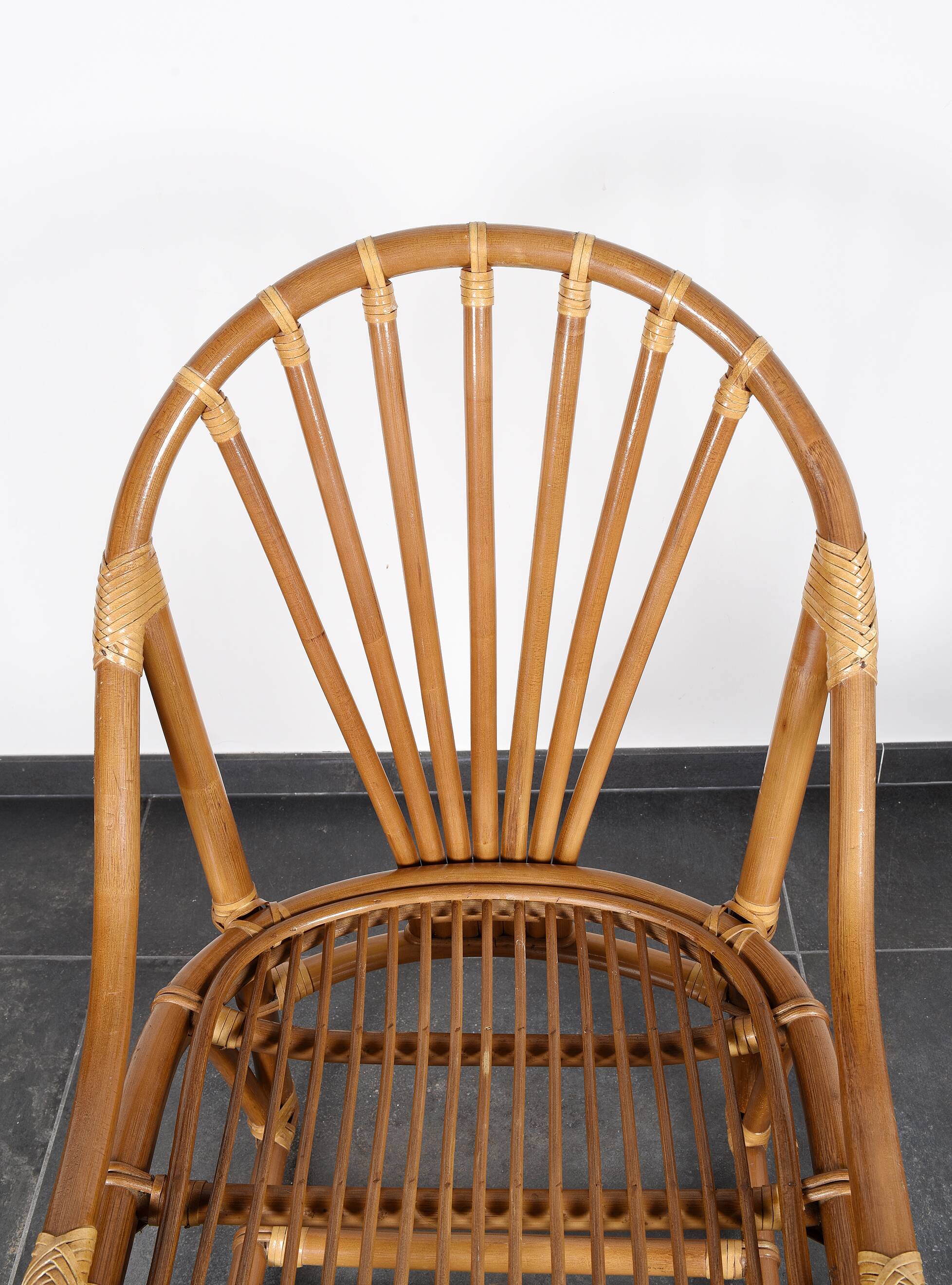 Set of 4 rattan armchairs